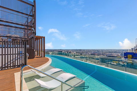 FV Dream 2 BED Apt+ Pool+ Free Parking Qfv211-16 - Accommodation Burleigh 3
