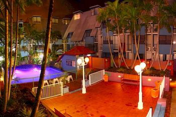 Bonapartes Serviced Apartments - Accommodation Burleigh 5