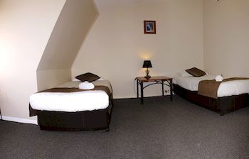 Bonapartes Serviced Apartments - Accommodation Burleigh 4