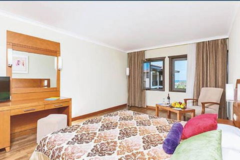 Langdons Of Angels - Accommodation Burleigh 4