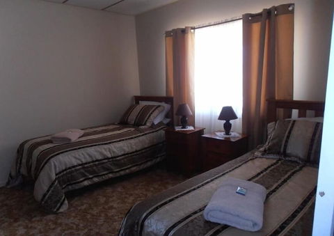 Lilly May Cottage - Accommodation Burleigh 5