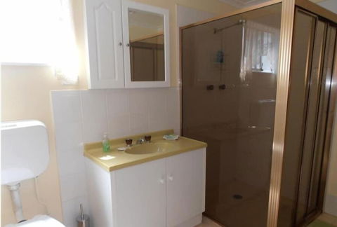 Lilly May Cottage - Accommodation Burleigh 6