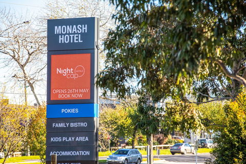 Nightcap At Monash Hotel - Accommodation Burleigh 1