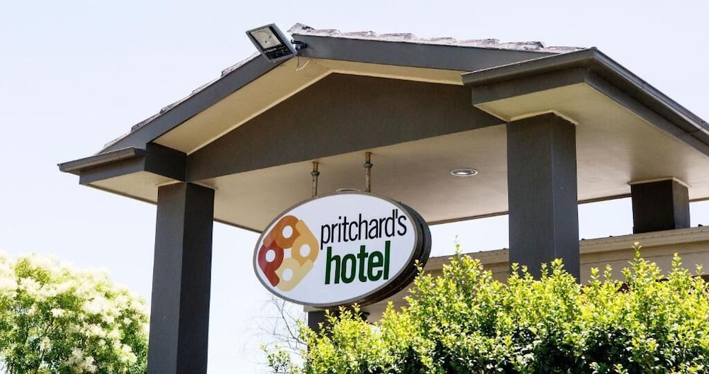 Mt Pritchard NSW Accommodation Burleigh