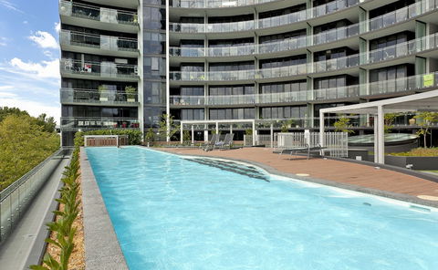 AAC Apartments - Manhattan - Accommodation Burleigh 3