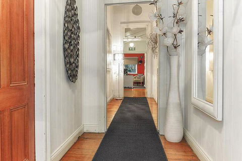 One Thornbury Boutique B & B - Accommodation Burleigh 6