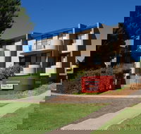 Manuka Park Apartments - Accommodation Burleigh