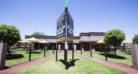 Boomerang Hotel - Accommodation Burleigh 0