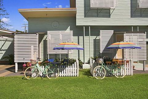 La Costa Motel - Accommodation Burleigh 1