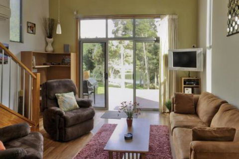 Ulverstone River Retreat - Accommodation Burleigh 6
