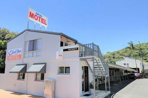 Sail Inn Motel - Accommodation Burleigh 1