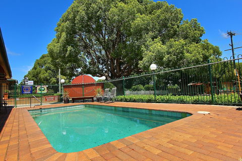 Garden City Motor Inn - Accommodation Burleigh 2