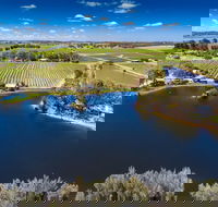 Stonewell Cottages  Vineyards - Accommodation Burleigh