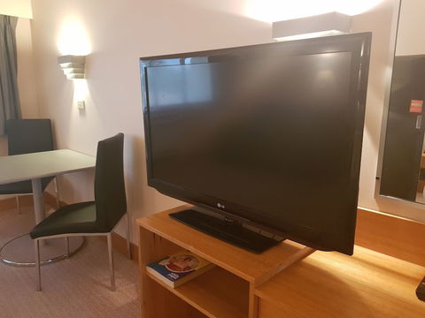 Tamwell Motel And Coffee Lounge - Accommodation Burleigh 4