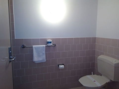 Tamwell Motel And Coffee Lounge - Accommodation Burleigh 6
