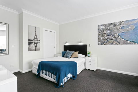 Airport Hotel Sydney - Accommodation Burleigh 0