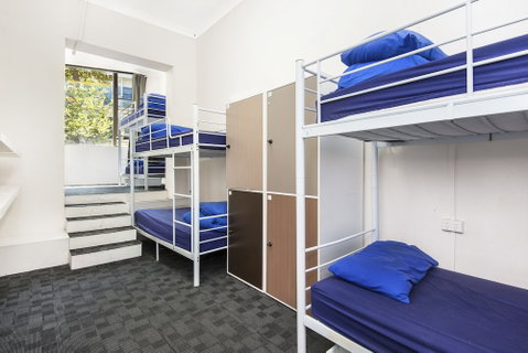 Hump Backpackers - Accommodation Burleigh 5