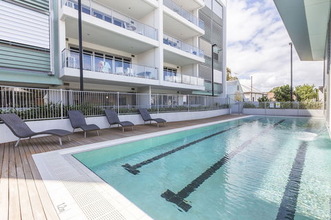 Gallery Serviced Apartments - Accommodation Burleigh 3