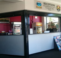 Globe Backpackers  City Oasis Resort