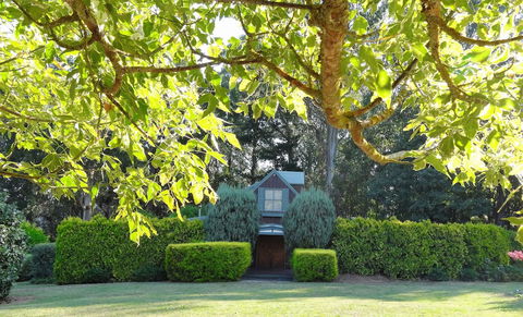 Gracehill - Accommodation Burleigh 0