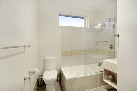 Adelaide Road Motor Lodge - Accommodation Burleigh 5
