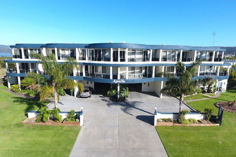 Apollo Apartments - Accommodation Burleigh 1