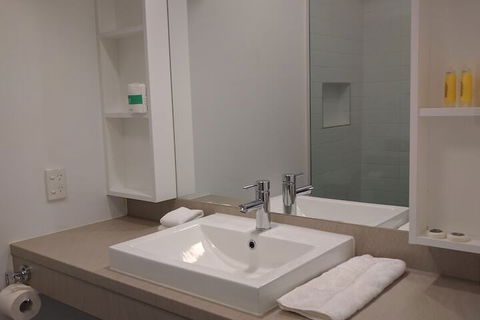 RMIT Village House - Accommodation Burleigh 4