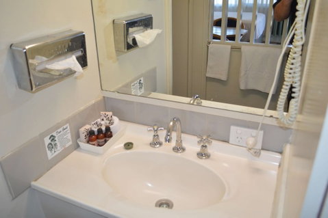 SureStay Hotel By Best Western Karinga Motel - Accommodation Burleigh 6