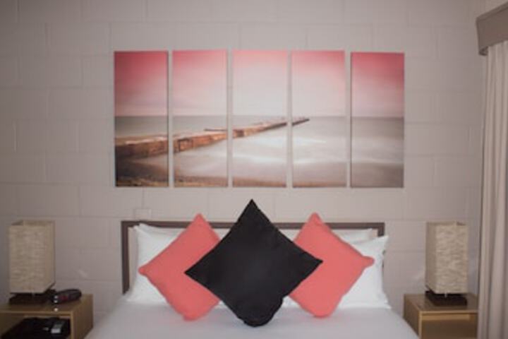 Pola Creek NSW Accommodation Burleigh