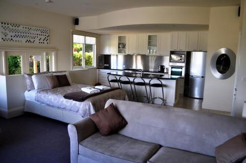 Belton Apartments - Accommodation Burleigh 6