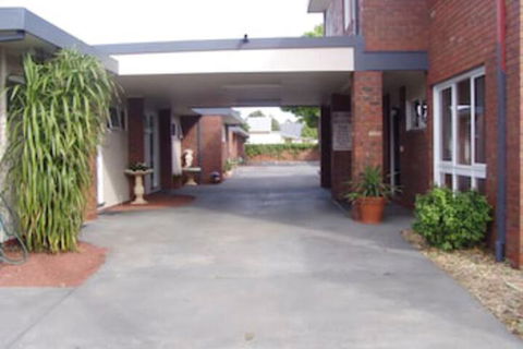 Kardinia Park Motel - Accommodation Burleigh 1