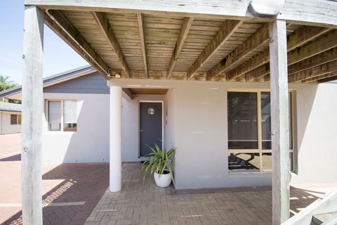 Archipelago Apartments - Accommodation Burleigh 2