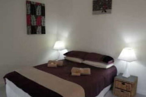Chalets On Woodlands - Accommodation Burleigh 4