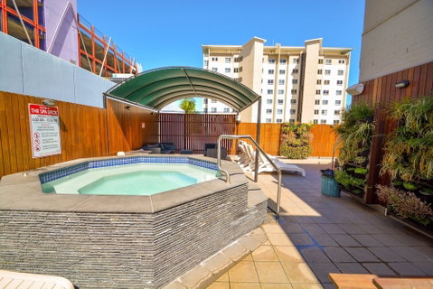 Chilli's Backpackers - Hostel - Accommodation Burleigh 2