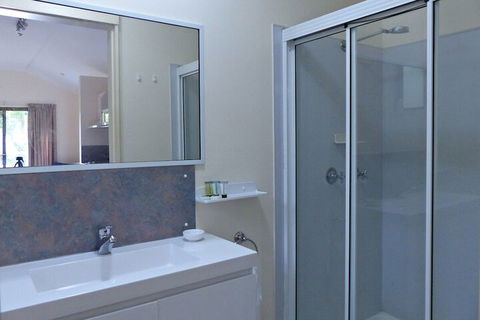 Daintree Valley Haven - Accommodation Burleigh 5