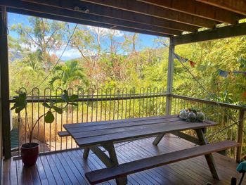 Airlie Beach Pet Friendly 3 Bedrooms - Accommodation Burleigh 5