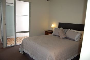 Apartment 9 - Accommodation Burleigh 5