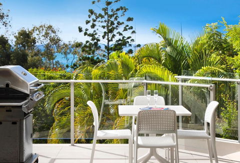 Allambi 1 - Accommodation Burleigh 1