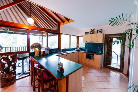 Riveresque - Accommodation Burleigh 6