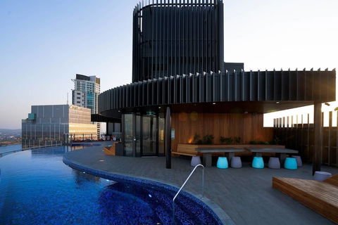 Heart OF CBD Amazing View Pool& GYM Qbn550-16 - Accommodation Burleigh 6