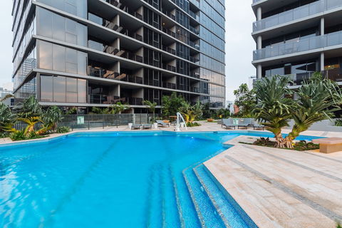 Airtrip Apartment On Manning St - Accommodation Burleigh 5