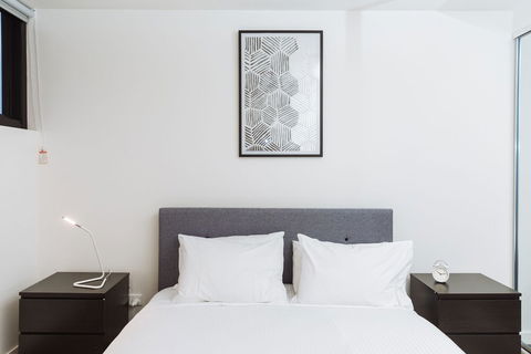Airtrip Apartment On Manning St - Accommodation Burleigh 6