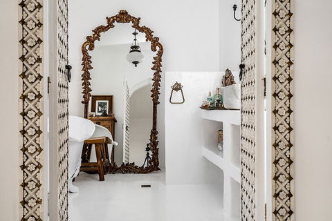 Your Luxury Escape - Bisque House - Accommodation Burleigh 5
