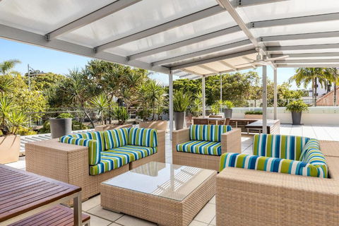 Fairshore 22 - Accommodation Burleigh 1