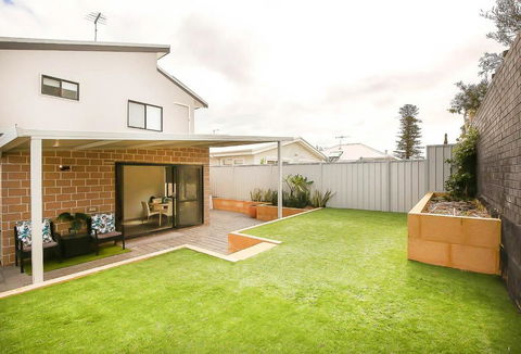 Ashburton Apartment - Accommodation Burleigh 1
