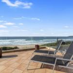 Aqua Shores Penthouse - Accommodation Burleigh 0