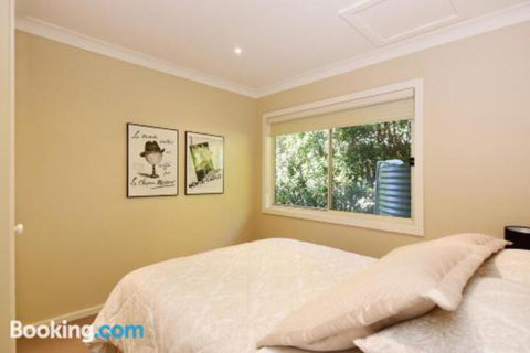 Hillcrest Spectacular Views! - Accommodation Burleigh 4