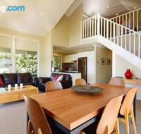 Hillcrest Spectacular views - Accommodation Burleigh