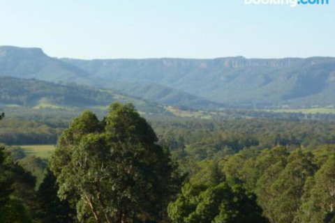 Hillcrest Spectacular Views! - Accommodation Burleigh 3