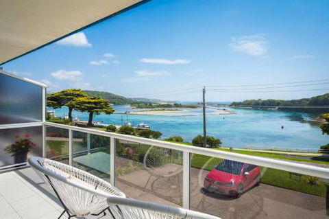 Sapphire Waters Unit 2 - Accommodation Burleigh 5